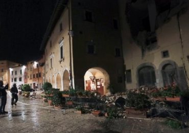 Doua noi cutremure puternice in centrul Italiei. Bilant provizoriu – zeci de raniti. FOTO