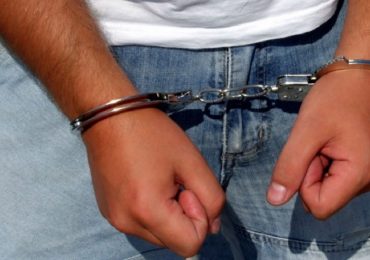 Un tanar din Santandrei, urmarit international pentru furt in Germania, a fost prins de politistii bihoreni