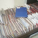 Aproape 500 de carnete de munca neridicate la AJOFM Bihor. Vezi lista acestora