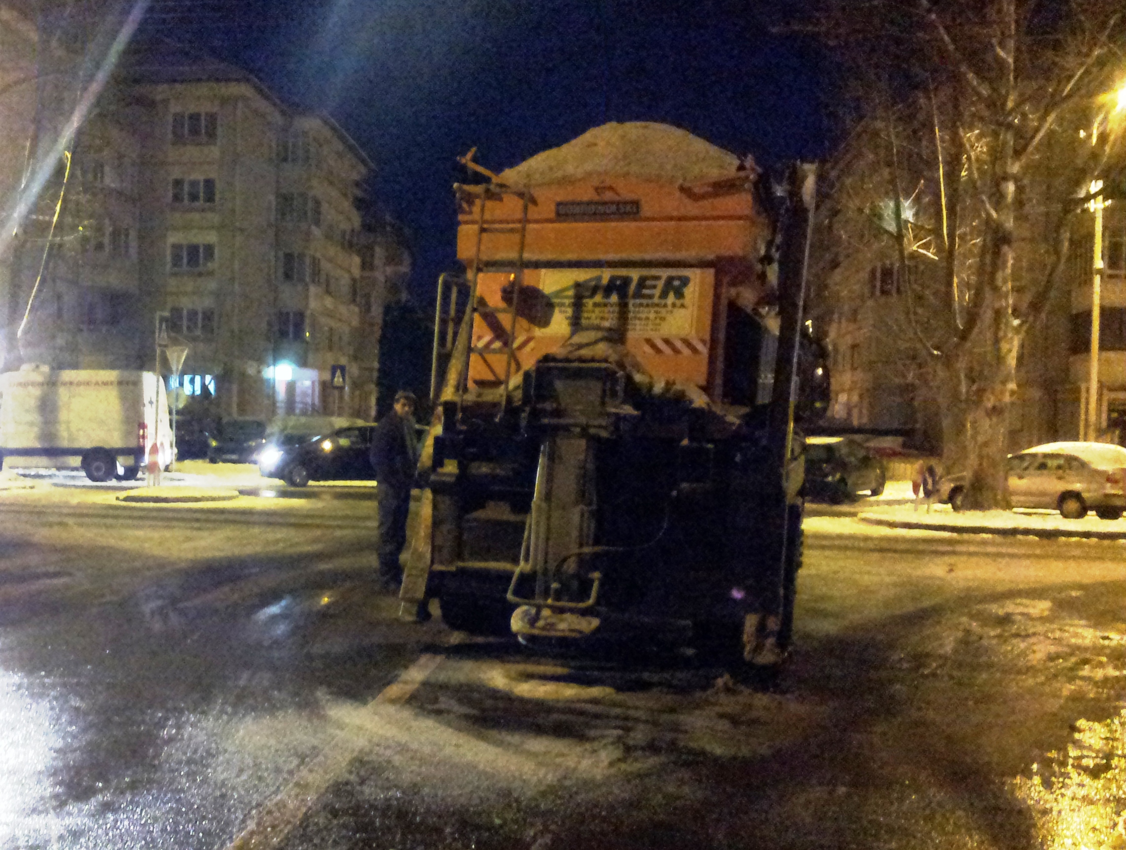Utilajele RER au iesit la deszapezire in Oradea, inca de a primele ore
