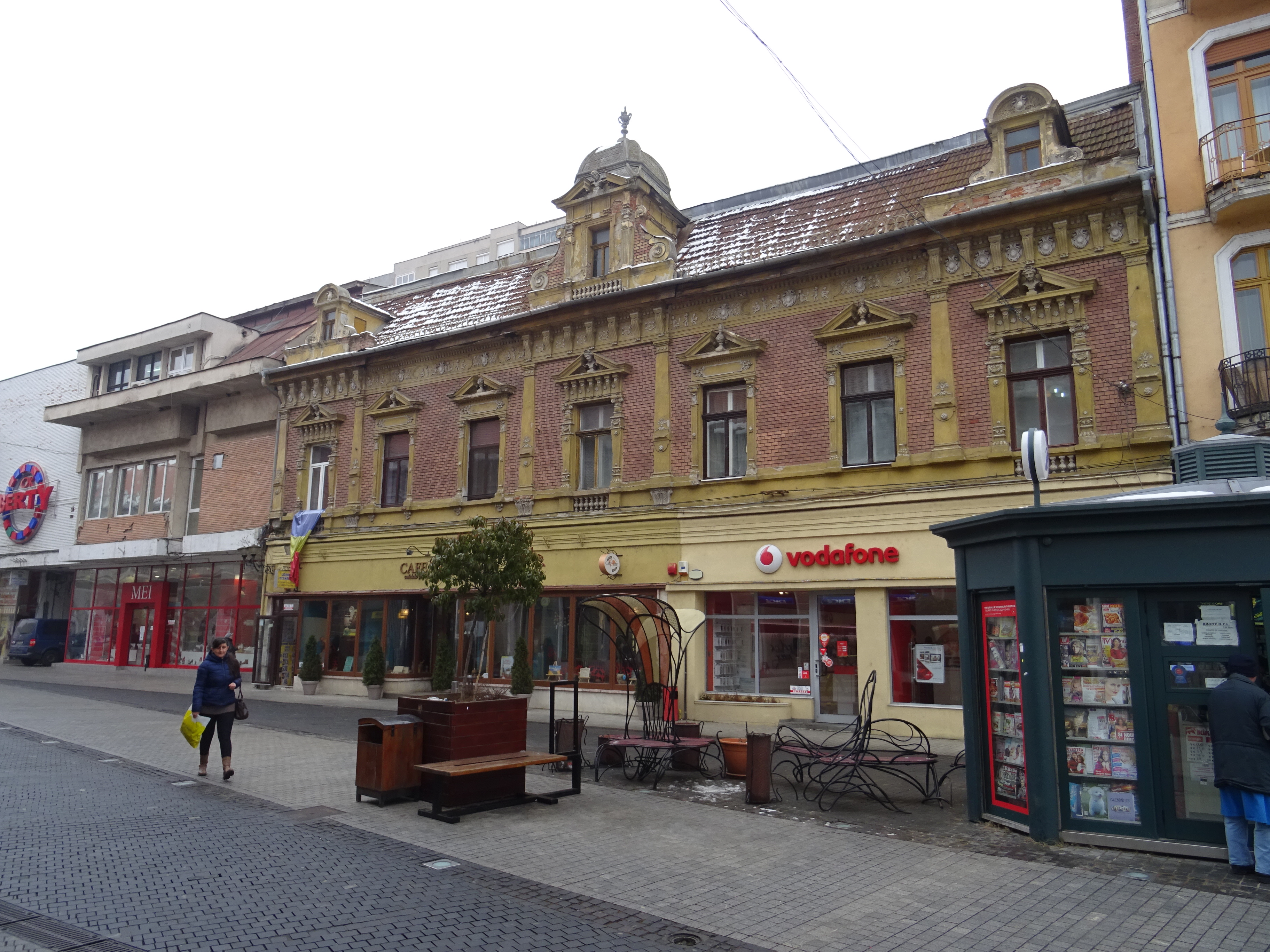 Supraimpozitarea cladirilor neingrijie, din Oradea, a dat roade. Ce propun edilii