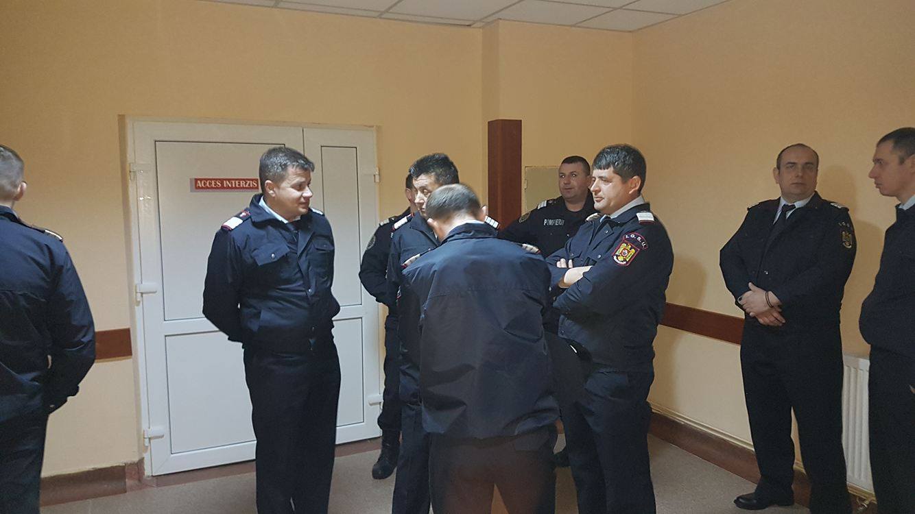 Cinste lor! Pompierii militari bihoreni într-o altfel de misiune de salvare a vietilor omenesti