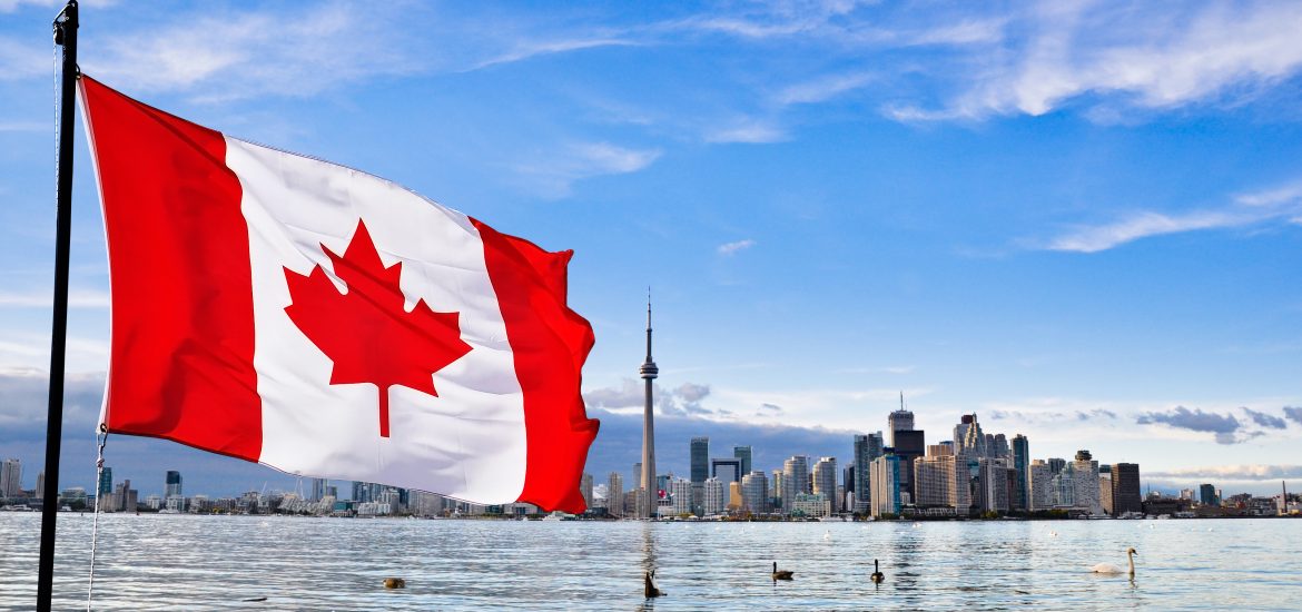 De la 1 decembrie toti cetatenii romani vor putea merge in Canada fara viza