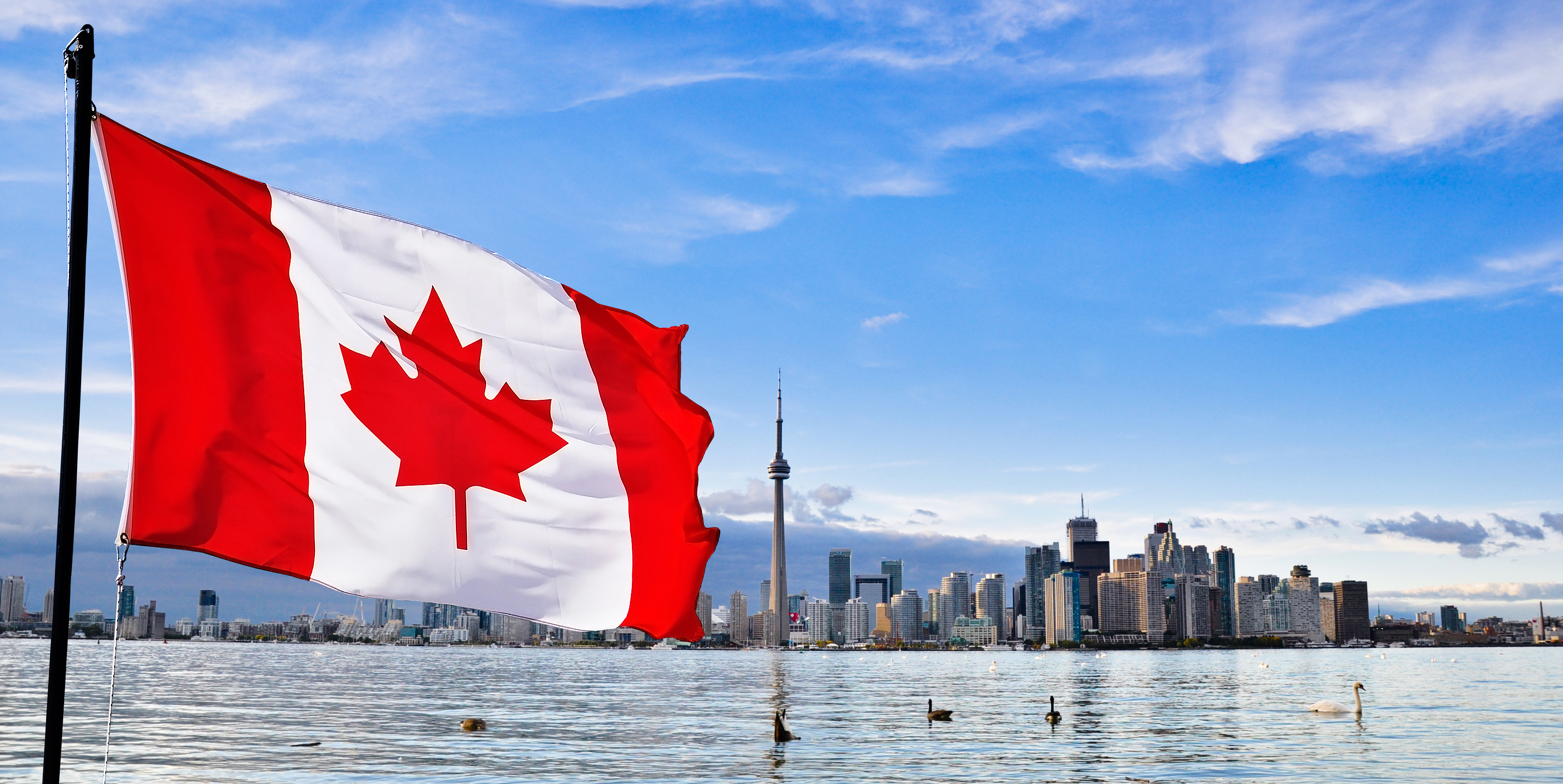 De la 1 decembrie toti cetatenii romani vor putea merge in Canada fara viza