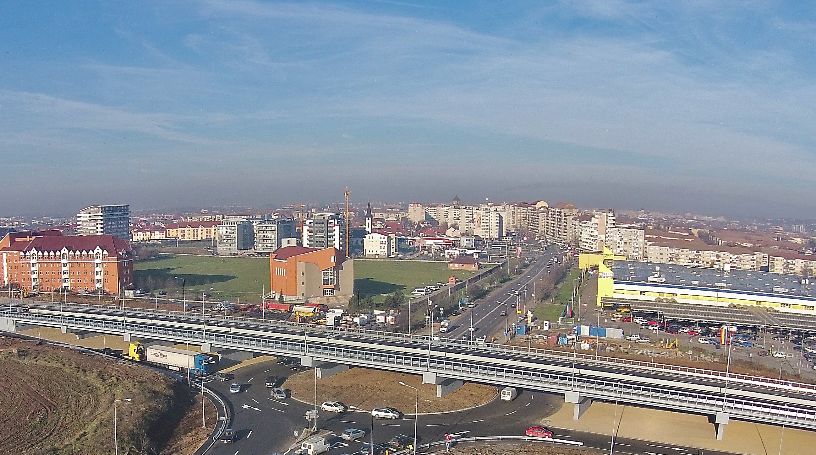 Restrictii de circulatie pe Pasajul de la Selgros. Se fac remedieri la calea de rulare