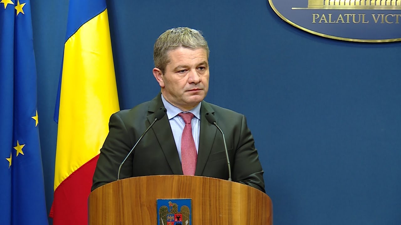 Ministrul Bodog acuzat de plagiat, in teza sa de doctorat in Stiinte Economice