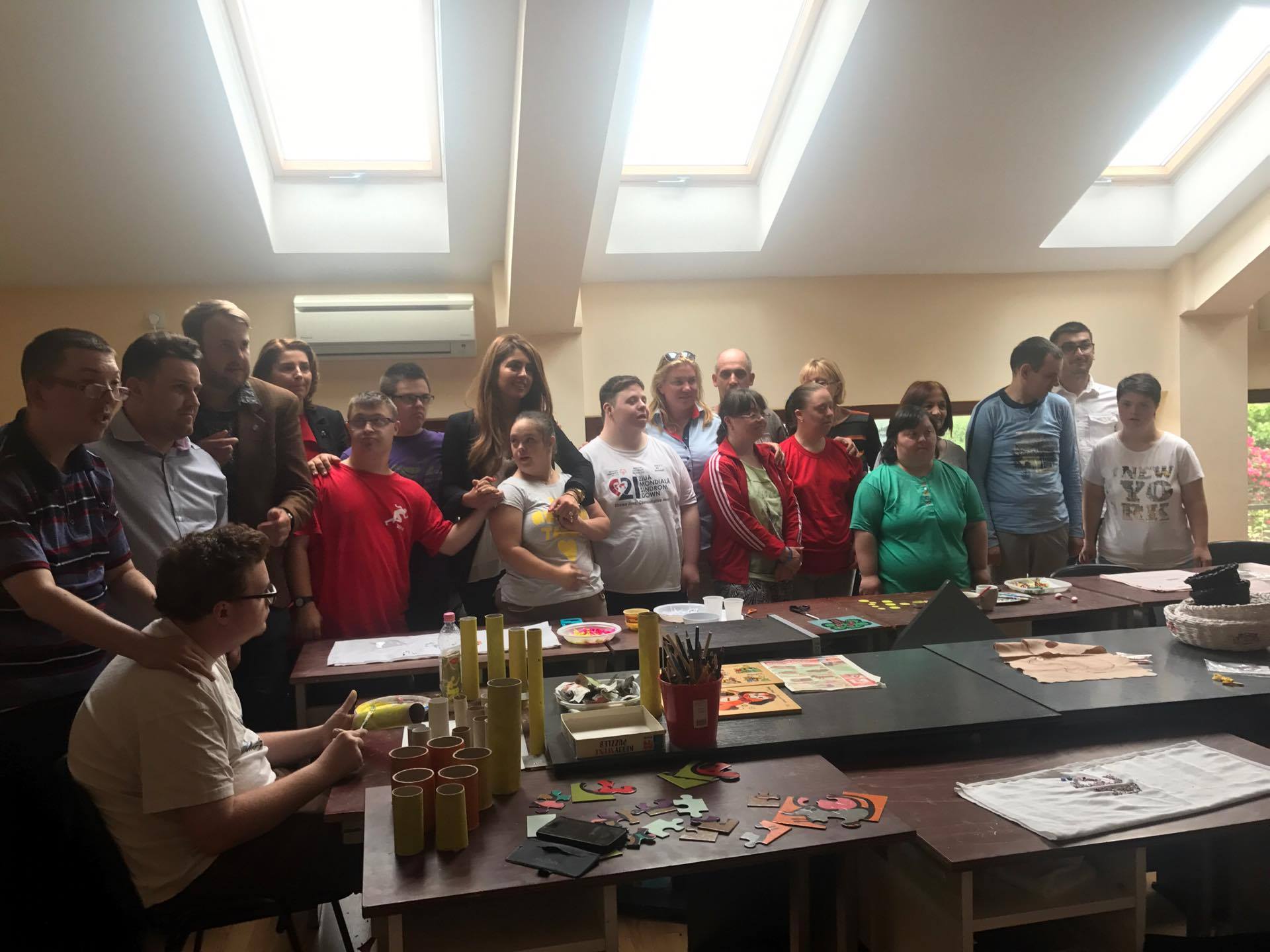 ALDE Bihor a organizat o activitate dedicată copiilor cu dizabilități, desfășurată la Asociația Down Oradea.
