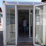 Primaria Oradea a instalat 3 containere anticanicula, cu are conditionat, apa rece si asistenta medicala gratuita. Vezi unde sunt ele amplasate
