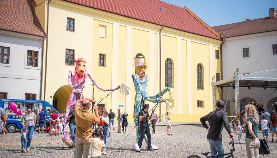 Distractie maxima la Kids Fest de 1 iunie. Ce surprize va asteapta si vineri in Cetatea Oradea (FOTO)