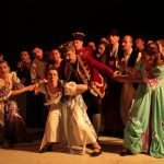 Oradea va gazdui Festivalul ansamblurilor profesioniste maghiare de dans popular din Ardeal. Vezi programul