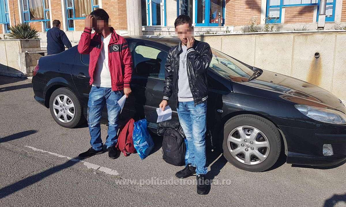 Trei kosovari incercau sa iasa din tara, prin Bors, cu pasapoarte false, pentru care au platit cate 500 de euro