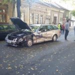 Accident cu 4 autoturisme pe str. Vladimirescu, traficul este deviat