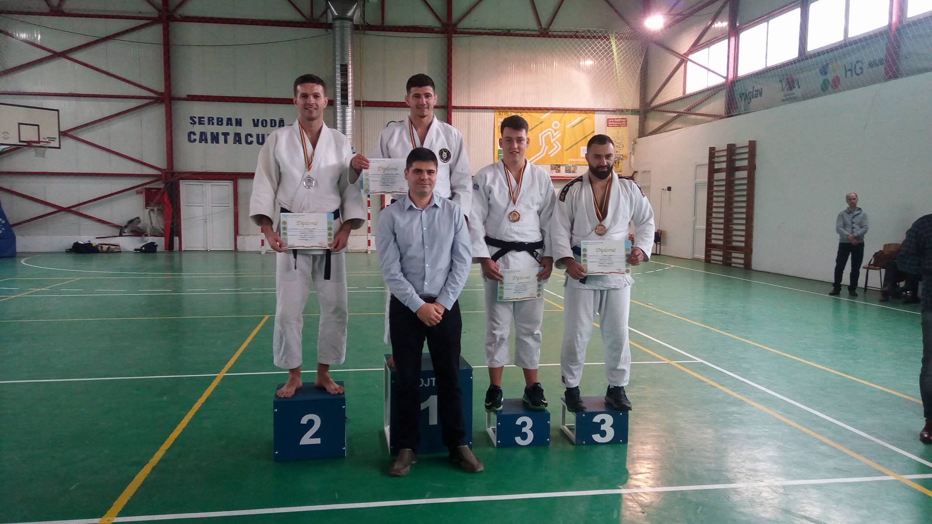Pompierul oradean, Bogoşel Adrian, este vicecampion al Campionatului National de Judo al M.A.I.