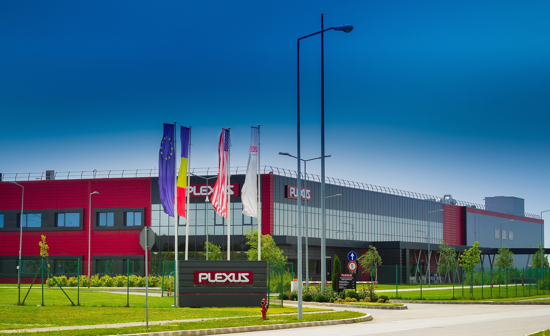 ADLO va invita la “Zilele Portilor Deschise” in Parcul Industrial Eurobusiness. Transport gratuit!