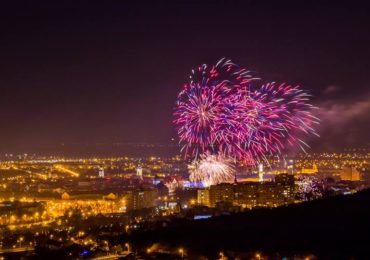 Foc artificii Piata Unirii Revelion 2018 Oradea