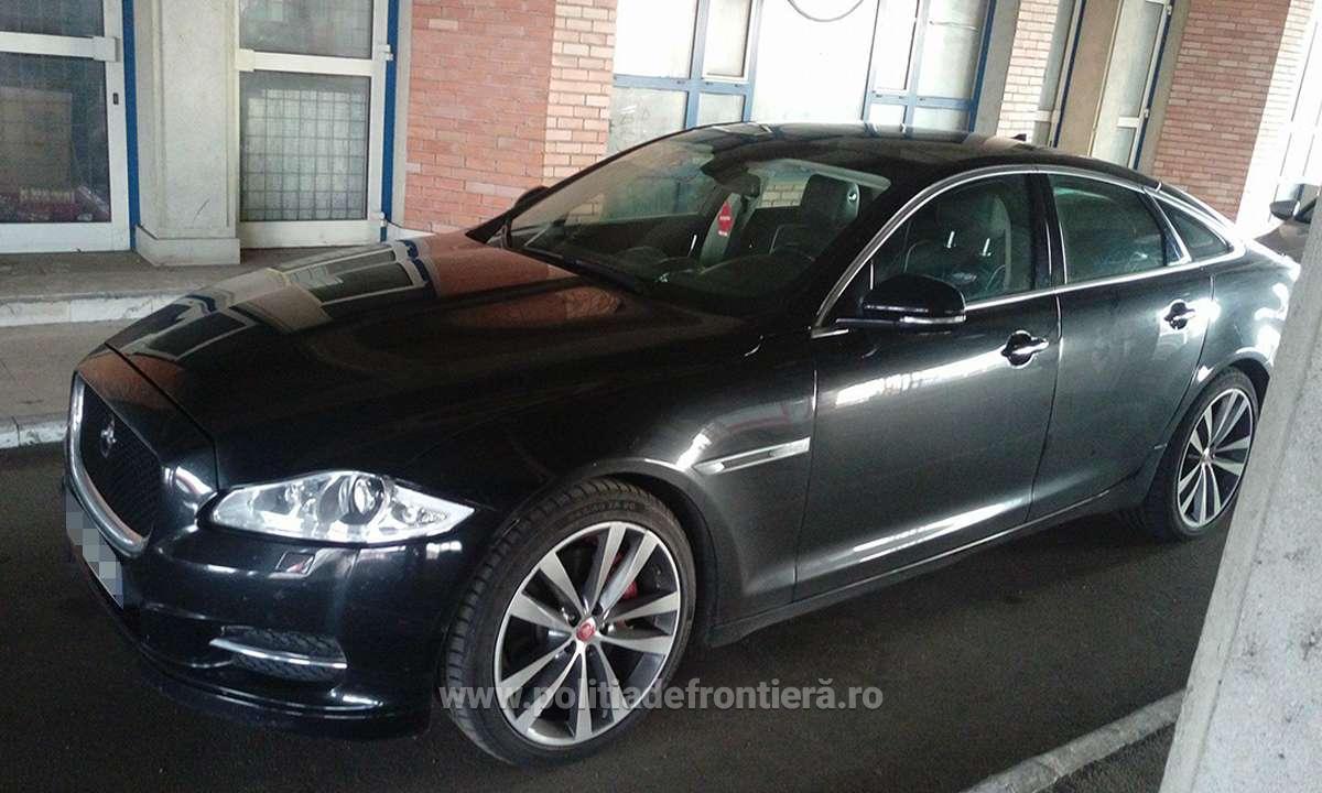 Un autoturism marca Jaguar, in valoare de 35.000 de euro, cautat in Franta, descoperit  in Vama Bors
