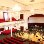 Filarmonica de Stat Oradea invită publicul la un concert cu tematică religioasă.