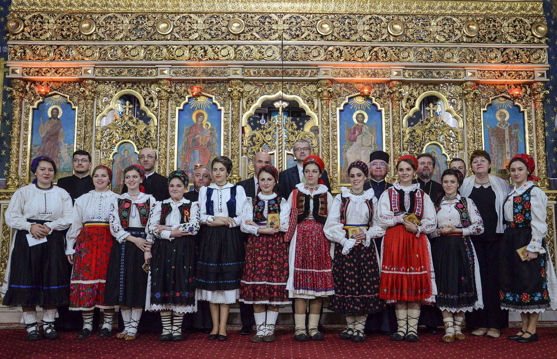 ISJ Bihor, in parteneriat cu Biserica Ortodoxa, organizeaza Festivalul de pricesne „La umbra Crucii Tale”