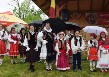 Traditii bihorene. Festivalul „Oul de Paști” de la Drăgoteni 2018