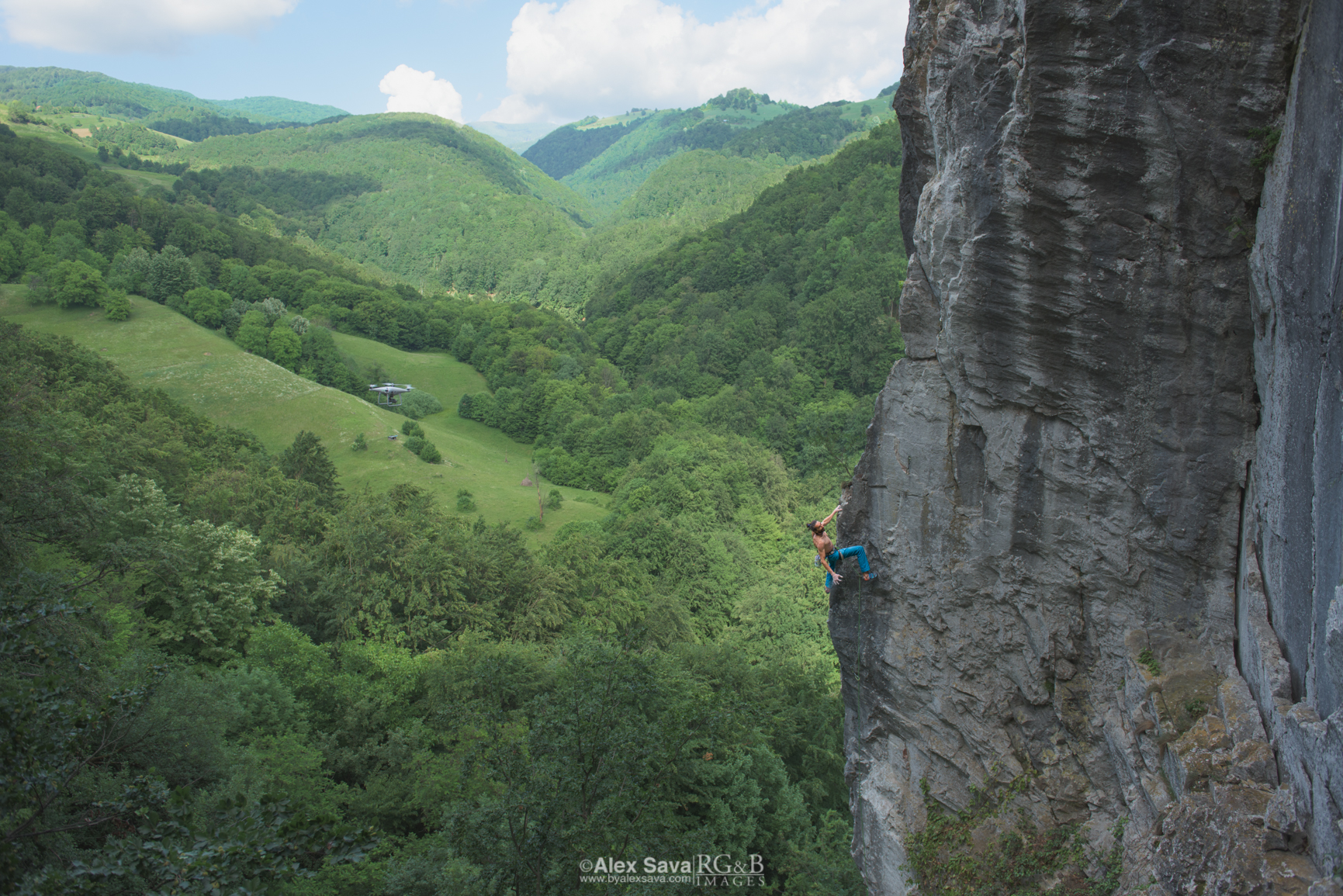 Incepe LAZURI CLIMBING FEST 2018, concurs de escalada in Muntii Padurea Craiului
