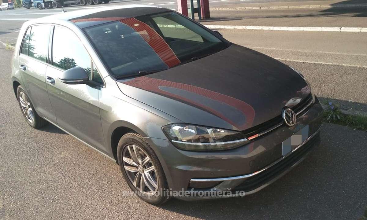 Bihorean oprit in Vama Bors, la volanul unui Volkswagen Golf, in valoare de 20.000 de euro, furat din Italia