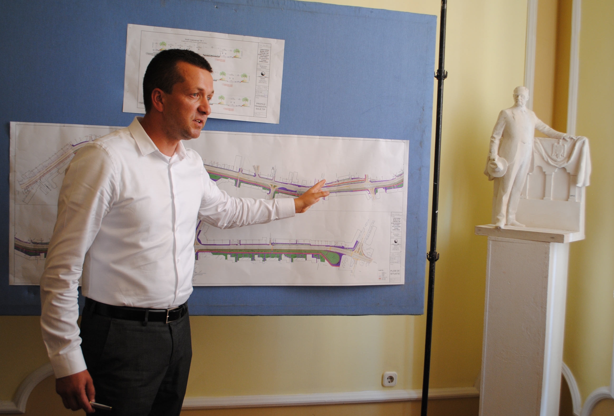 Masuri pentru decongestionarea traficului in Oradea. Linie de tramvai dedicata, banda unica, cresterea vitezei, piste biciclisti s.a.