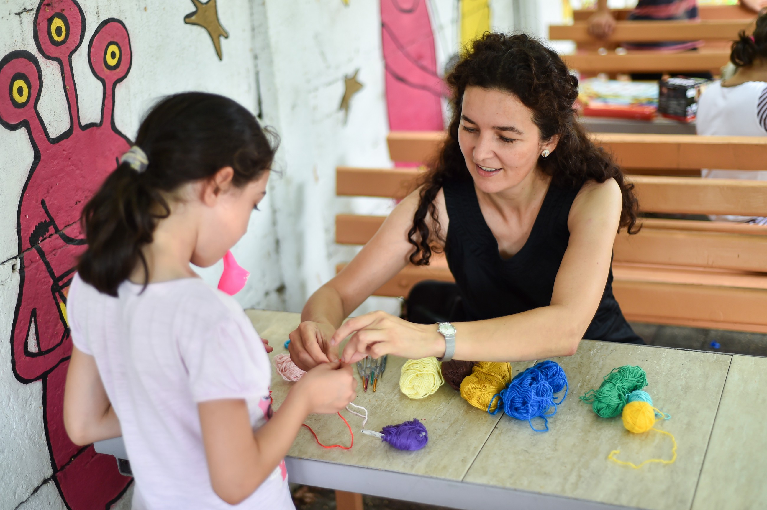 “Învaţă-mă să citesc!” – Fii voluntar pentru copiii din centre de plasament!