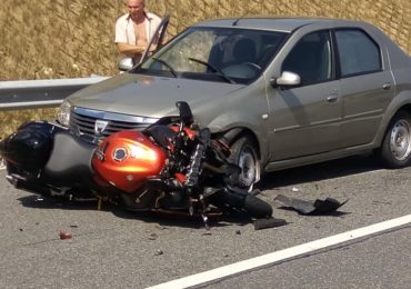 IPJ Bihor: In cazul accidentului de ieri de la Sinteu, motociclistul nu a adaptat viteza la conditiile de drum