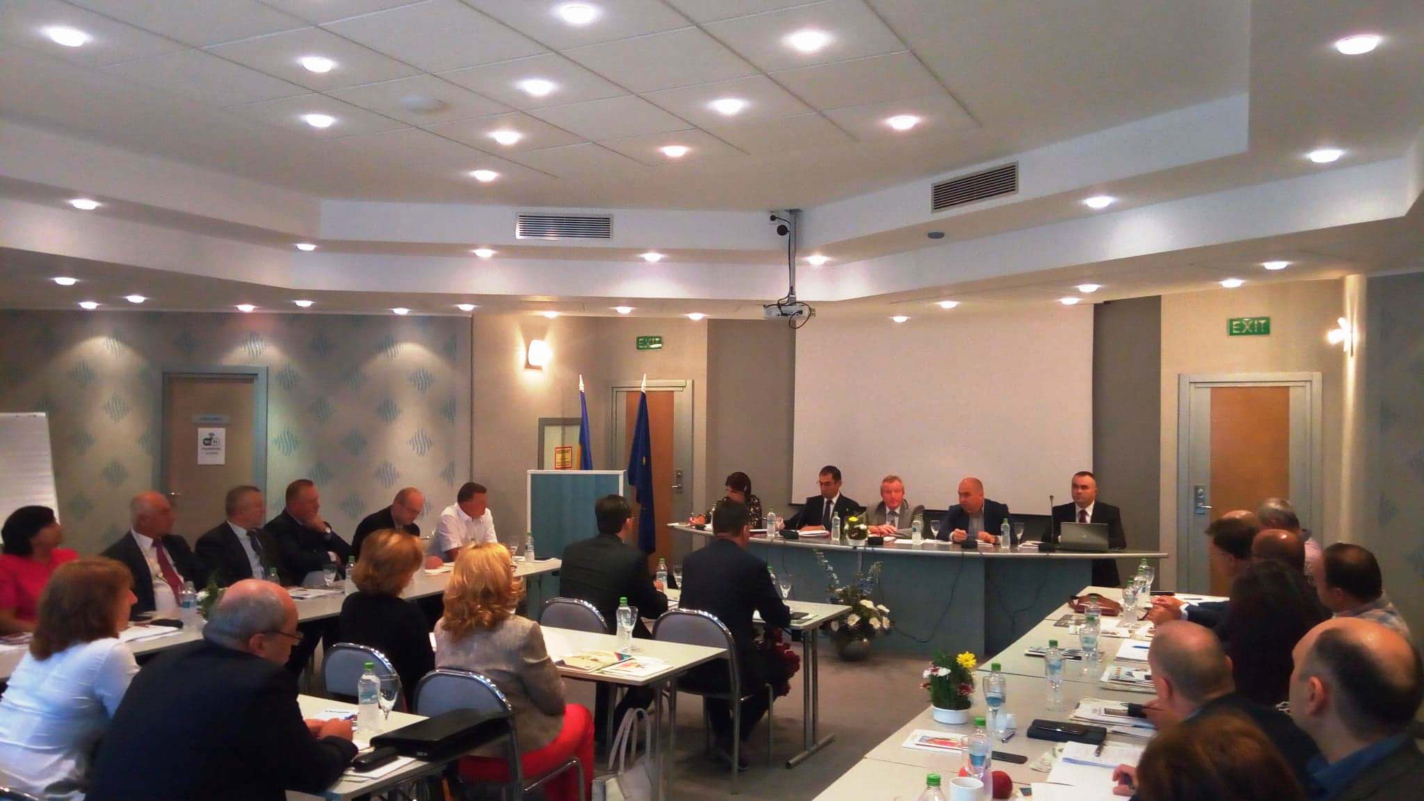 Ilie Bolojan a prezentat succesul administratiei oradene, celor 40 de secretari de municipii din Romania, prezenti la Oradea