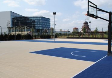 Primaria Oradea introduce tarife modice pentru utilizarea terenurilor de sport din Parcul Sportiv Salca III. Vezi care sunt preturile