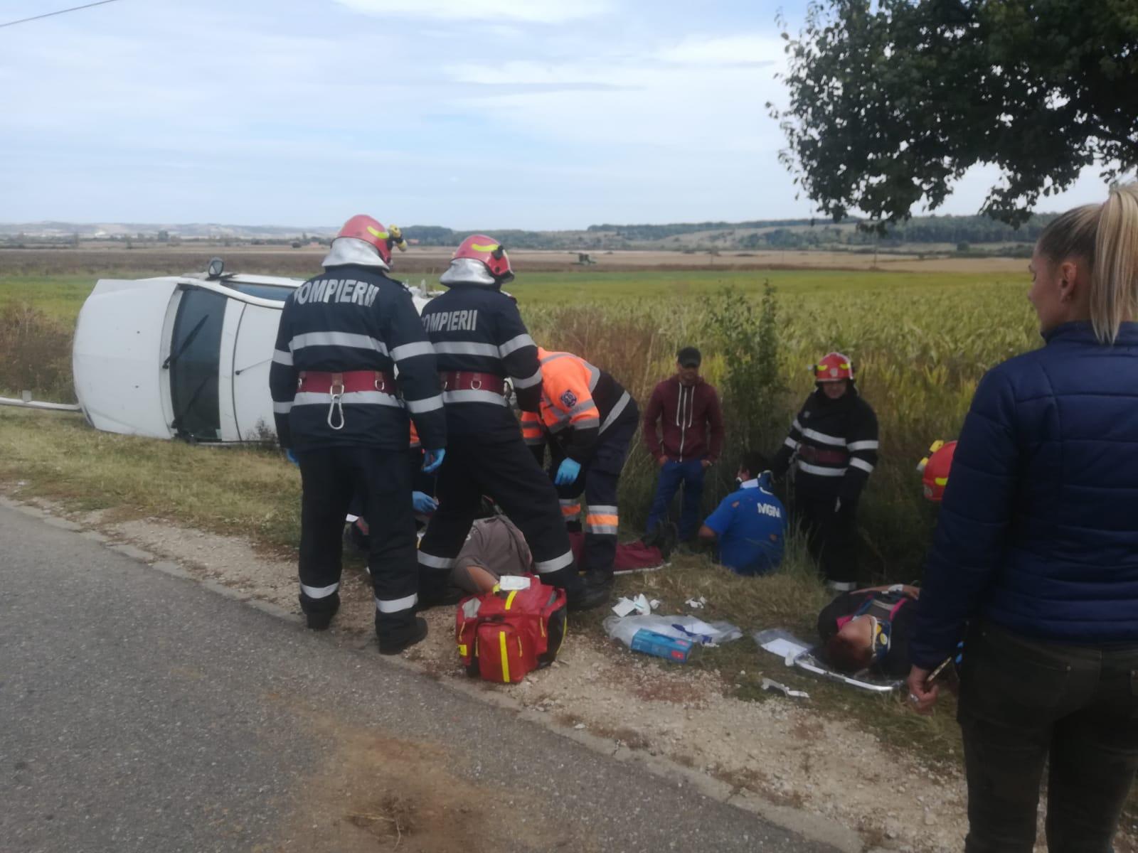 Accident grav, soldat cu 5 persoane ranite, intre Chiribis si Tauteu, in judetul Bihor