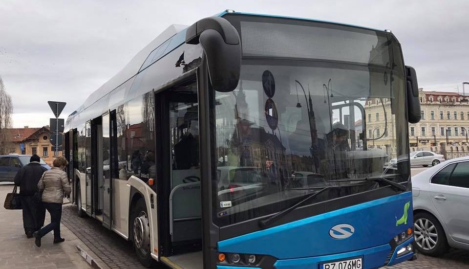 Traseul autobuzului 15 este deviat pana la finalizarea lucrarilor din zona strazii Olteniei din Oradea