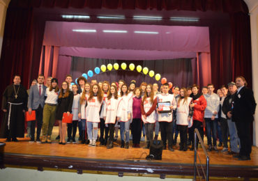 Asociatia Caritas Eparhial Oradea si-a premiat voluntarii (FOTO)