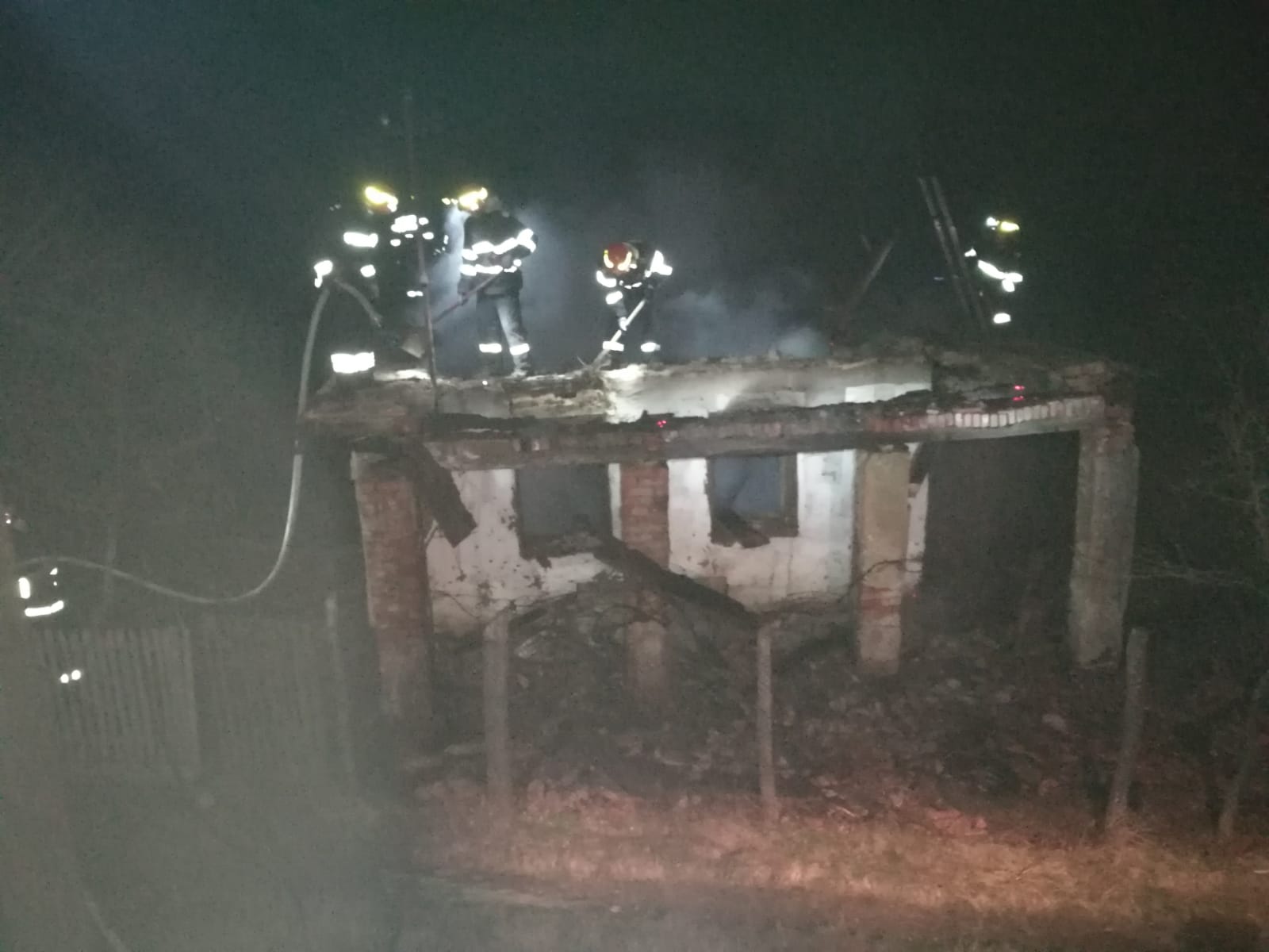 Două persoane rănite și una decedată în urma incendiilor produse în județul Bihor, în ultima saptamana
