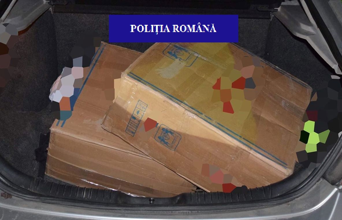 Oradean depistat in trafic in timp ce transporta 1000 de pachete de tigari nemarcate legal