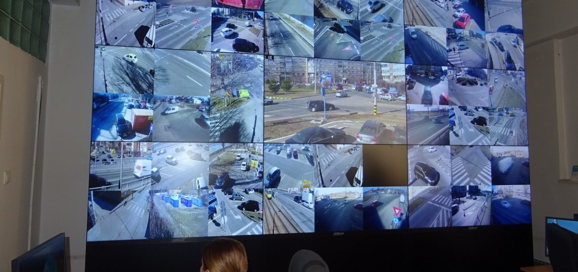 Cele 466 de camere video stradale instalate pana acum de Primaria Oradea au fost de folos politiei si investigatorilor. Anul acesta vor mai fi instalate inca 134 de camere video stradale