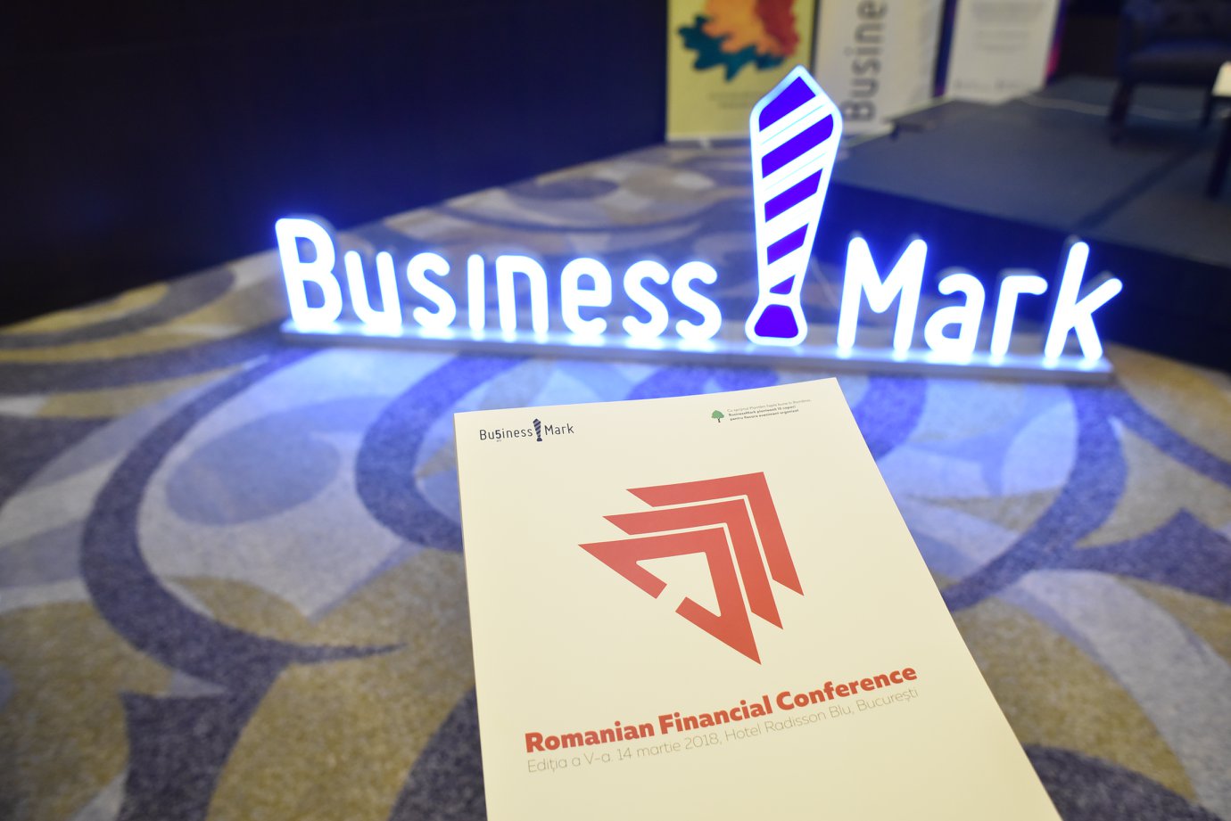 Experții financiari discută la cea de-a VI-a ediție a conferinței Romanian Financial Conference