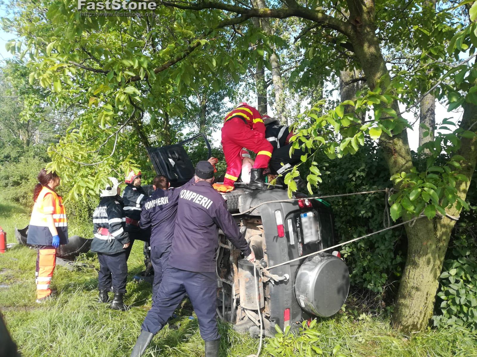 Accident grav in Salard, trei persoane, cu multiple leziuni, au ajuns la spital