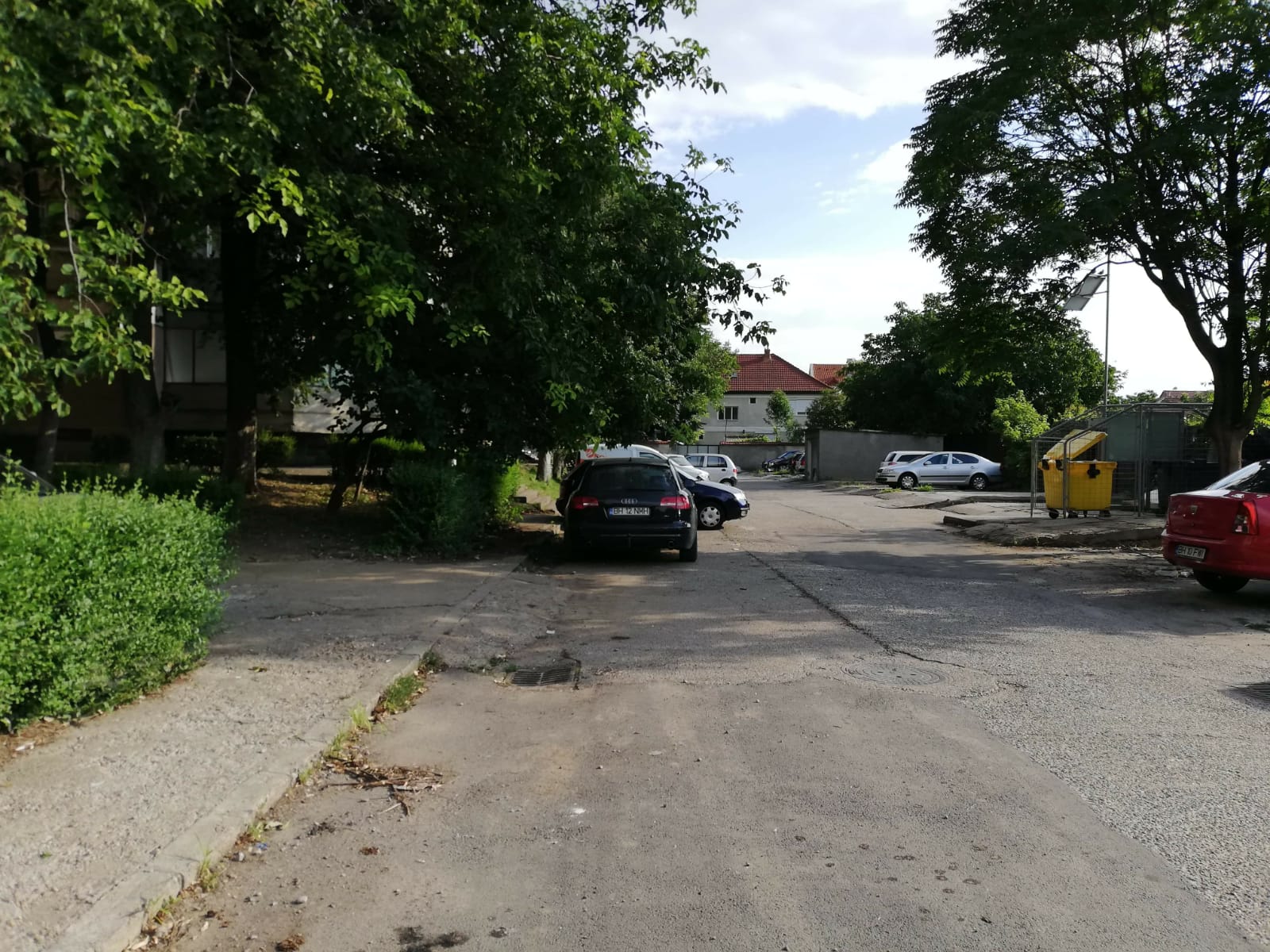 O noua parcare de 80 de locuri pe Onestilor, in locul garajelor demolate