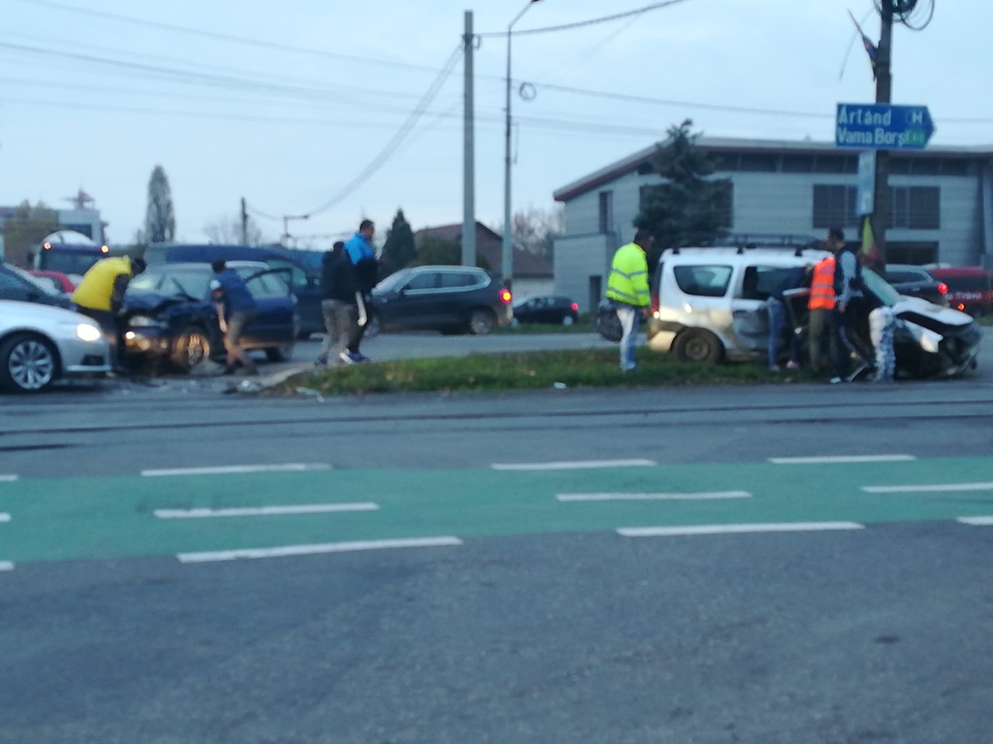 Accident grav pe Soseaua Borsului, un tanar de 20 de ani a ajuns la spital cu multiple leziuni