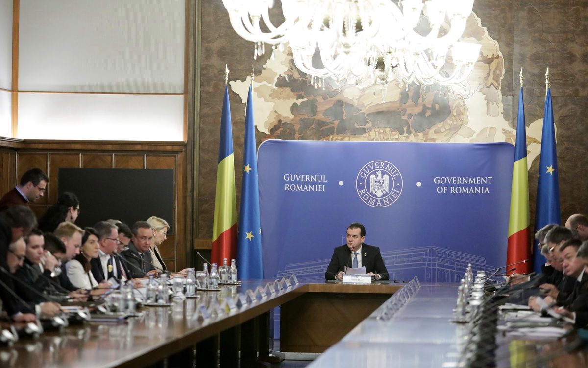 Guvernul a decis si isi asume raspunderea in parlament pentru alegerea primarilor in doua tururi