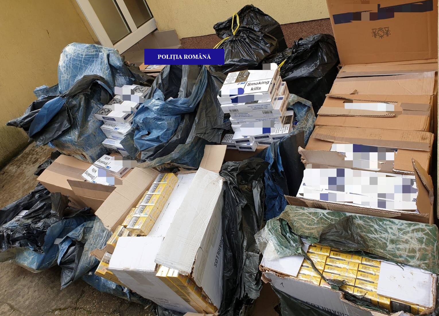 Peste 16.000 de pachete de tigari gasite la un sofer, in Baile Felix, intr-un compartiment ascuns al autoutilitarei pe care o conducea