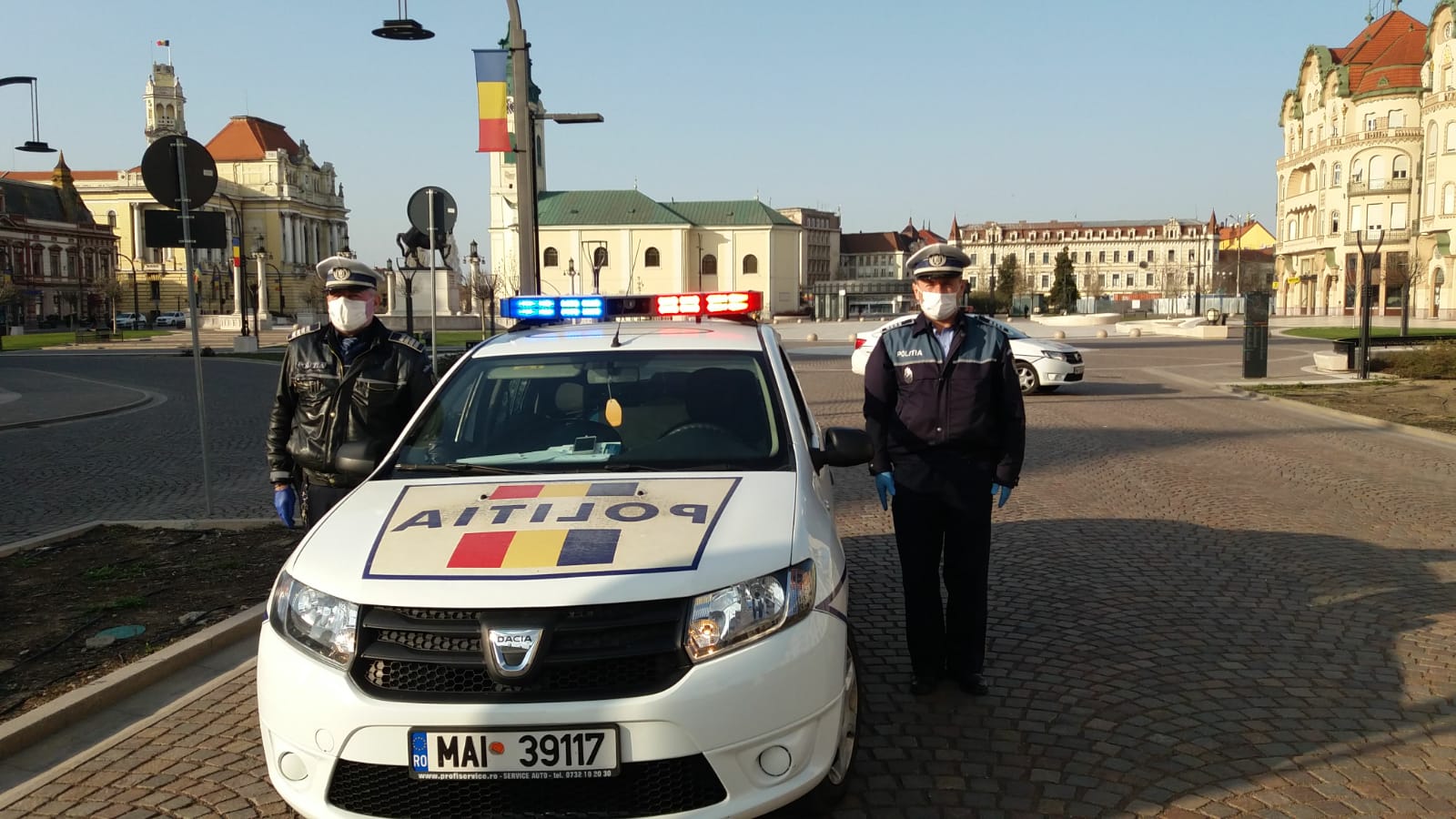 Controale tematice ale politistilor, la terase, targuri, piete si centre comerciale din judetul Bihor. Au fost date amenzi de peste 17.000 de lei