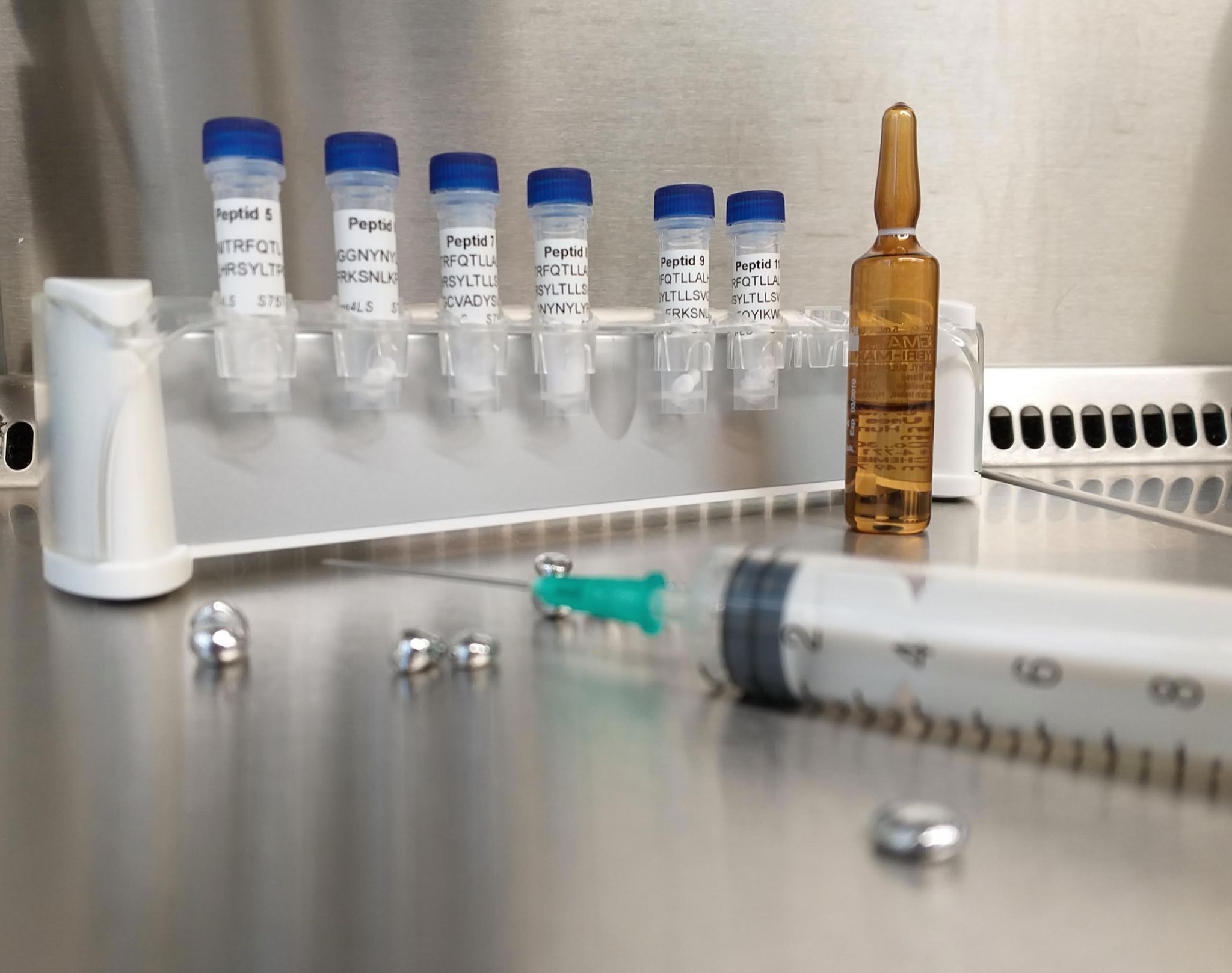 Centrul de cercetare Oncongen, din Timisoara, a anuntat ca a reusit sintetizarea vaccinului impotriva Covid-19 si ca urmeaza sa faca teste in laborator