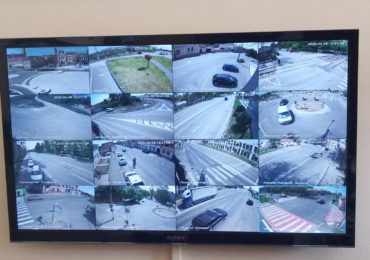 Peste 300 de camere video stradale, din 600, au fost deja instalate in Oradea