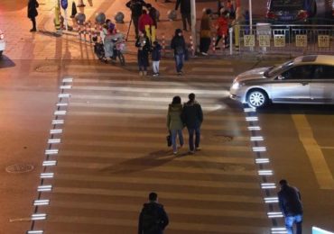 Oradea va avea treceri de pietoni semnalizate cu LED