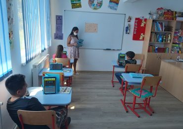 Acces online la educatie la Centrul After School din Ioaniș al Asociației Caritas Eparhial Oradea