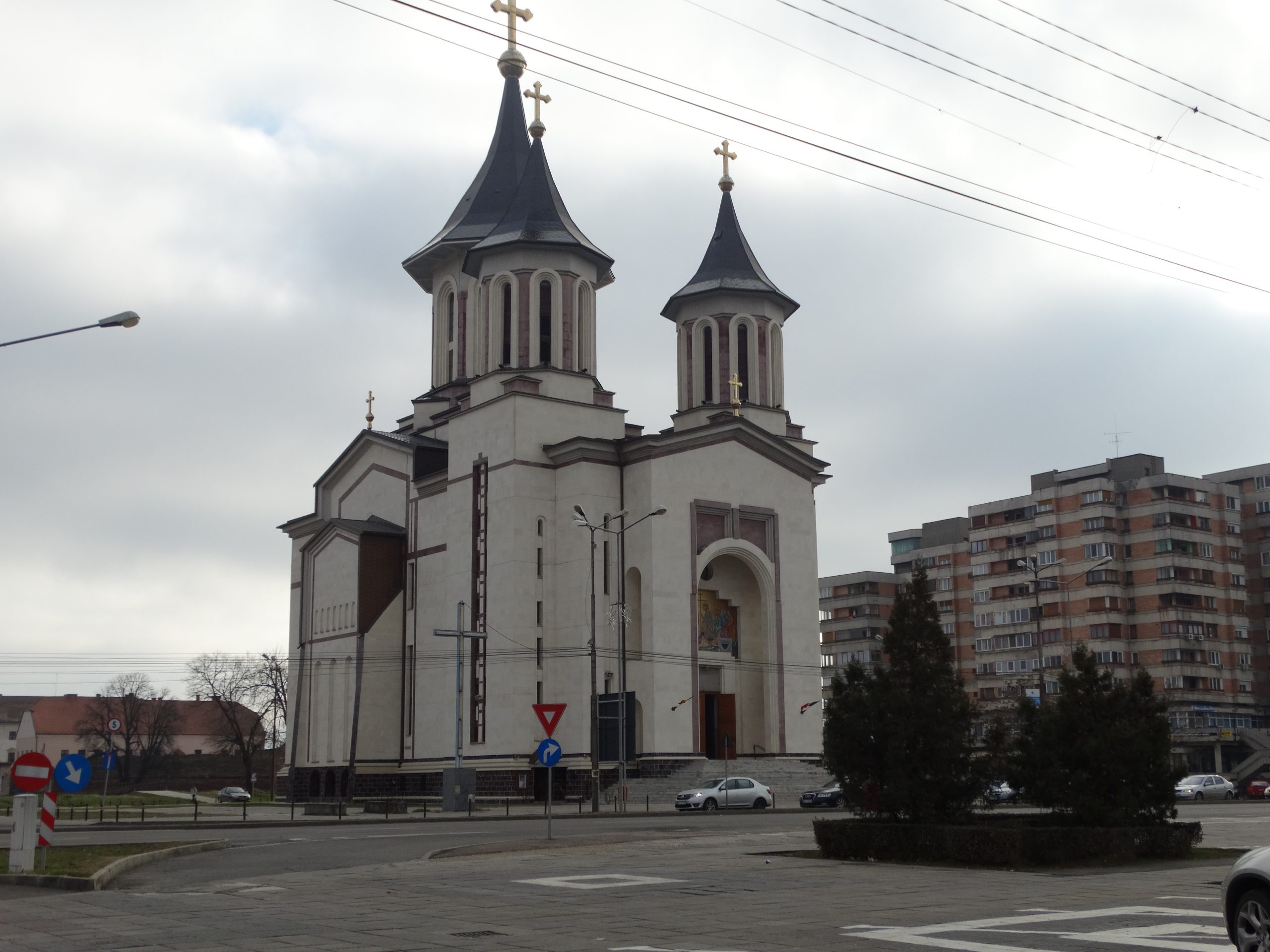 Patriarhul Daniel vine la Oradea la sfintirea Catedralei Ortodoxe din Centrul Civic. Circulatia va fi restrictionata in zona