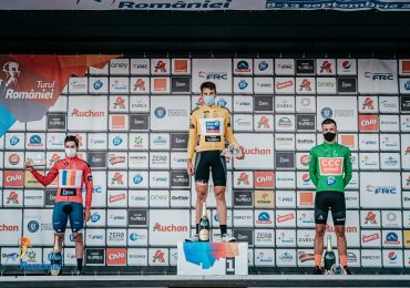Germanul Justin Wofl de la Bike Aid a îmbrăcat primul tricou galben din Turul României. Astazi si maine urmeaza etapele de la Oradea