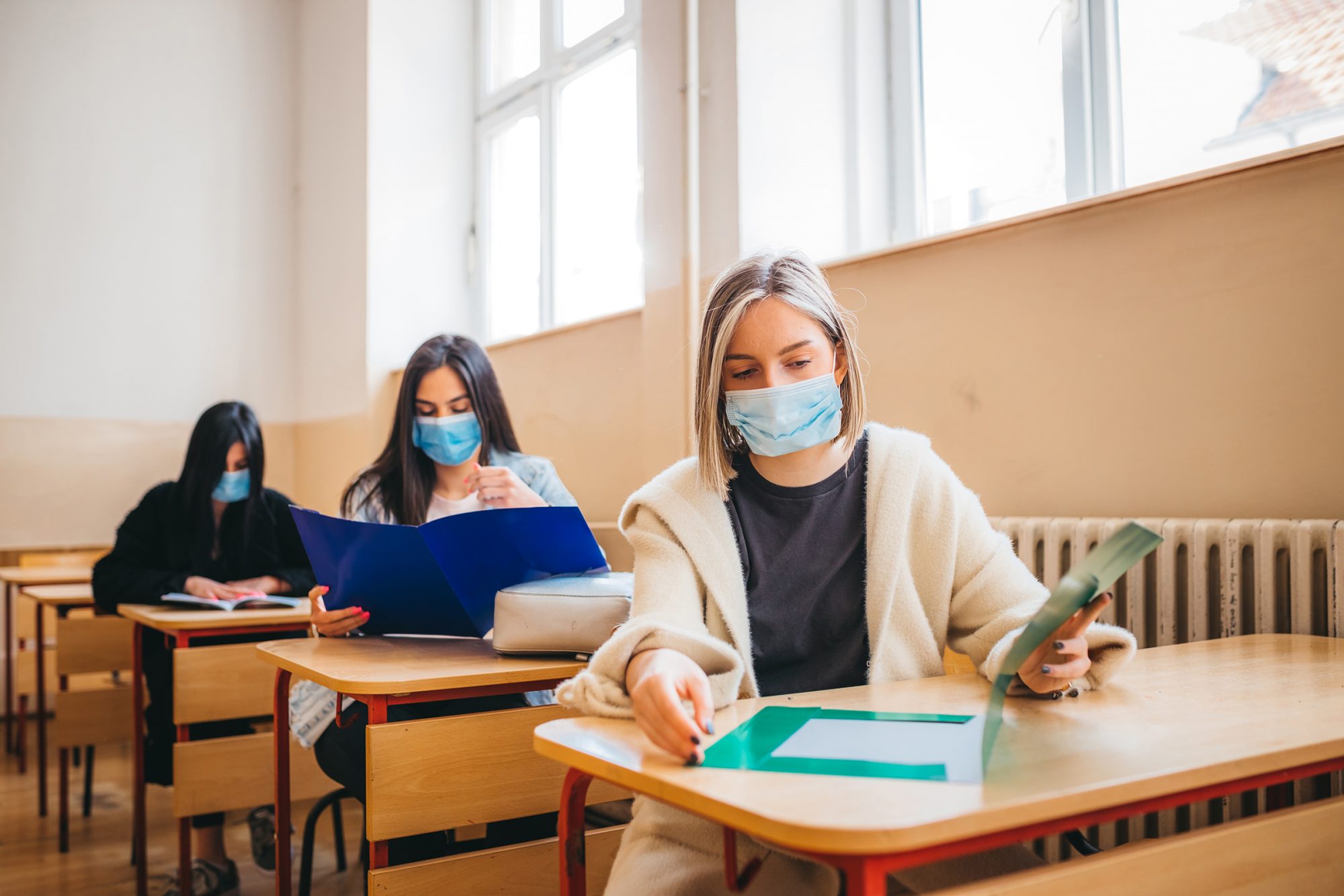 Prefectura organizeaza controale la unitatile de invatamant preuniversitar din judetul Bihor